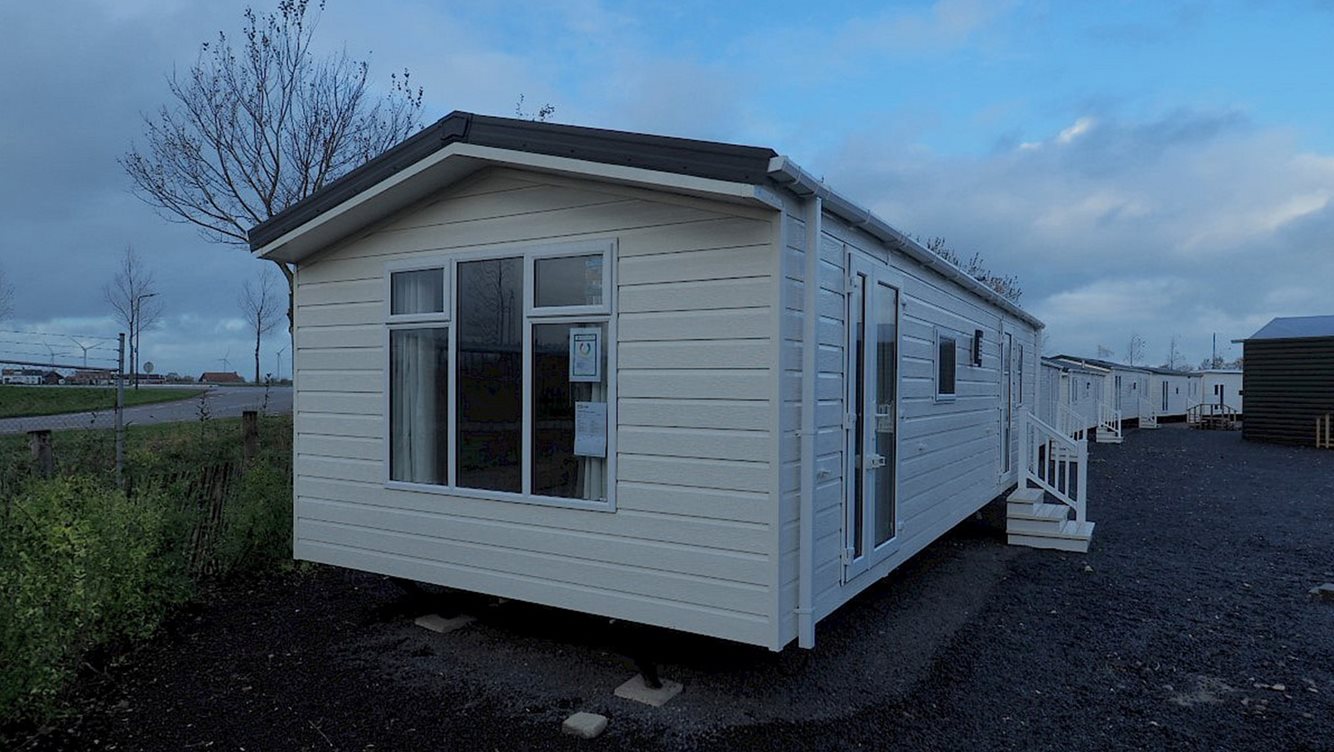 1 Willerby Lumic 10 x 3,7 – Zadeldak grafiet_exterieur
